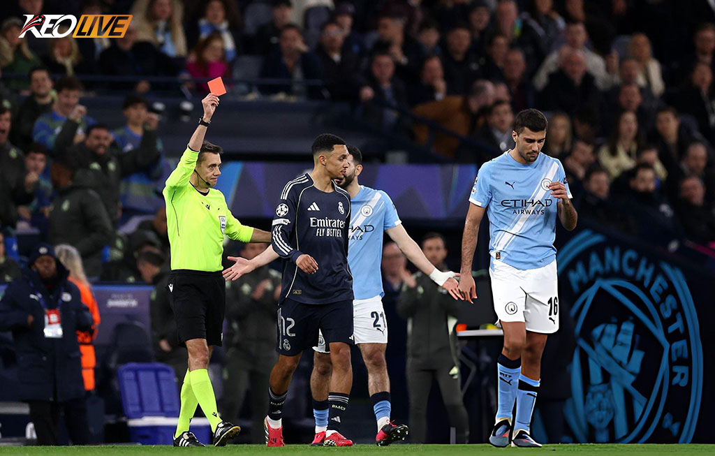 Thẻ đỏ của Silva khiến hy vọng ngược dòng của City trở nên vô vọng | Keolive