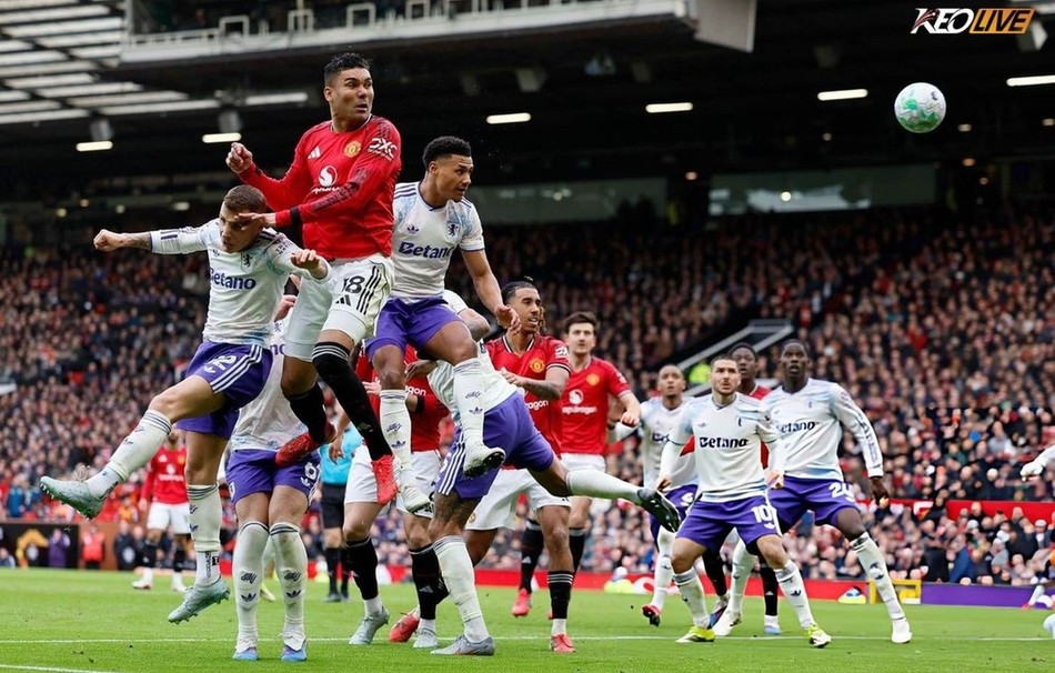 Casemiro tiếp tục cho thấy cái duyên ghi bàn từ những quả phạt góc | Keolive