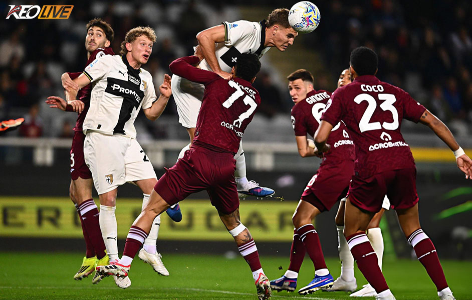 Hiệp 1 cân bằng khi hai đội chơi ngang tài ngang sức | Keolive