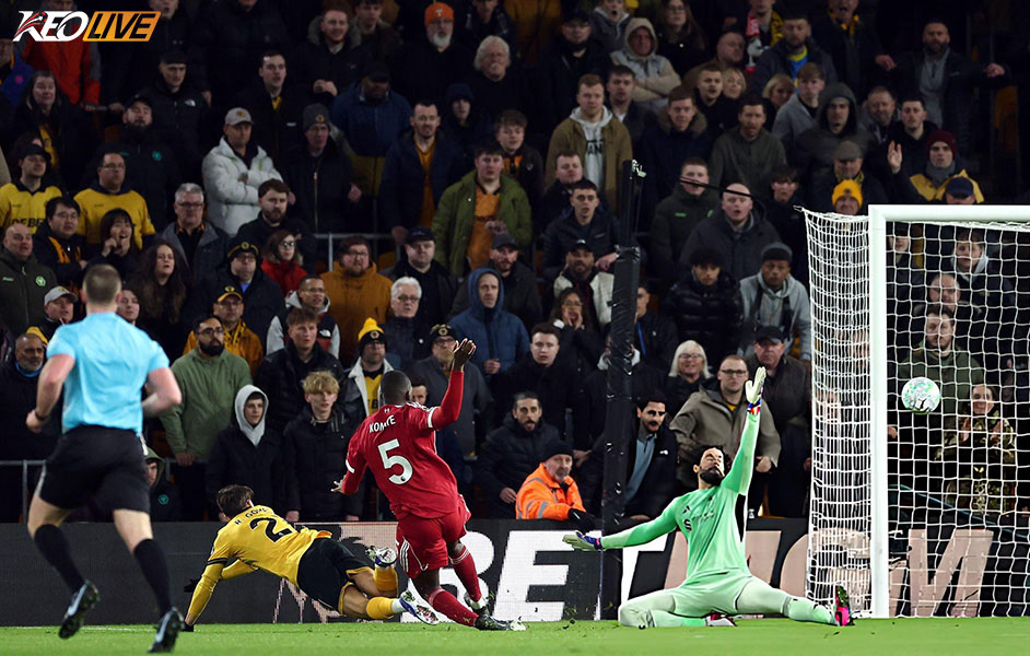 Wolves bất ngờ có bàn mở tỷ số | Keolive