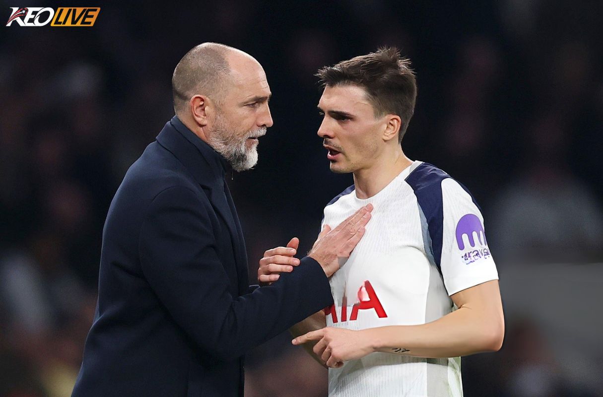 Hàng thủ Spurs trước cơ hội tái thiết | Keolive