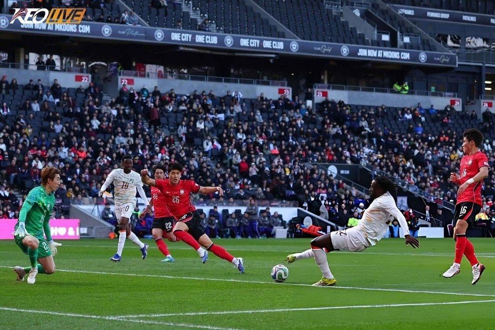 Lợi thế thể hình được các cầu thủ Bờ Biển Ngà tận dụng triệt để | Keolive