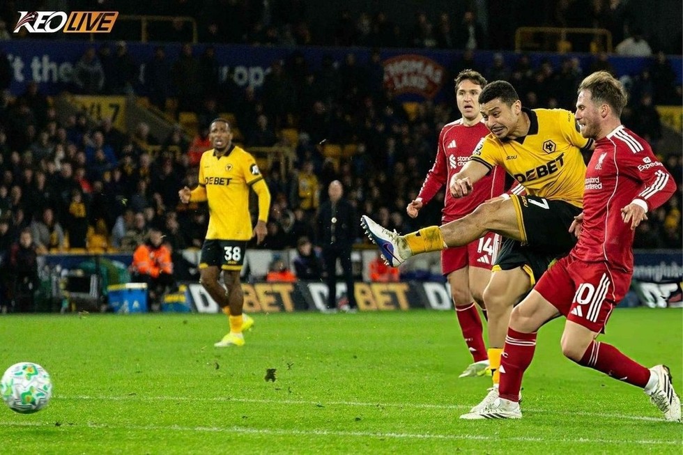 Bàn ấn định tỷ số đến ở phút 90+4 của Andre | Keolive