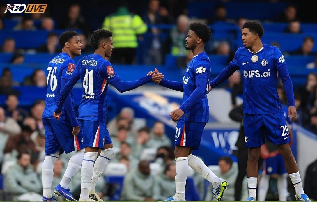 Chelsea đồng loạt đàm phán gia hạn | Keolive
