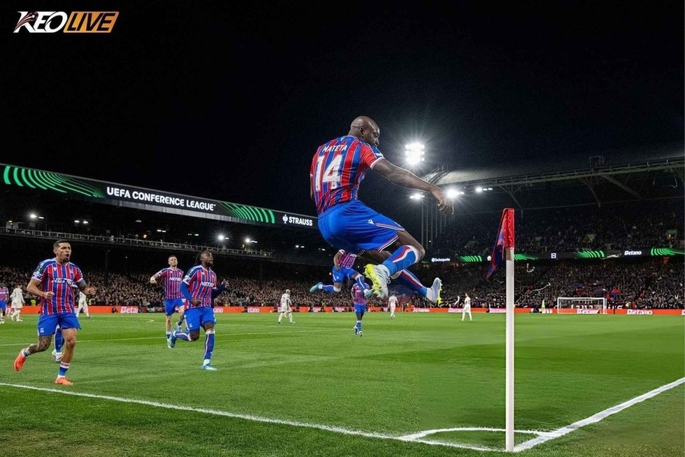 Pha ăn mừng quen thuộc của Mateta | Keolive