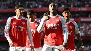 Hình ảnh cho bài Eze lập siêu phẩm, Arsenal quay lại ngôi đầu Premier League