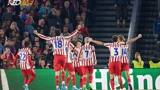 Hình ảnh cho bài Thi đấu với 10 người, Barcelona nhận thất bại đầu tiên trên sân Camp Nou mới