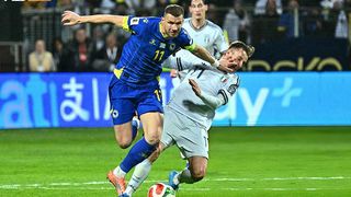 Italy gục ngã trên chấm luân lưu, lỡ hẹn World Cup lần thứ ba liên tiếp