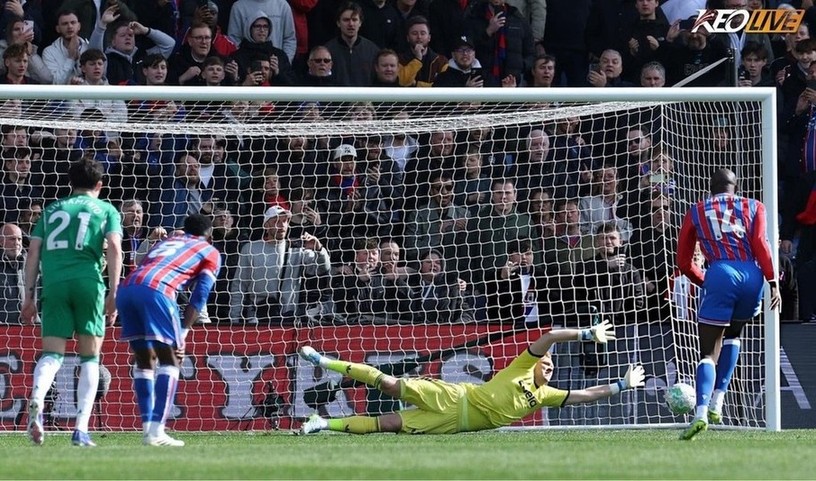 Cú đúp của Mateta giúp Palace giữ trọn vẹn 3 điểm | Keolive