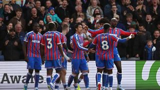 Clutch-player gọi tên Mateta, Newcastle thua trận đầy tức tưởi