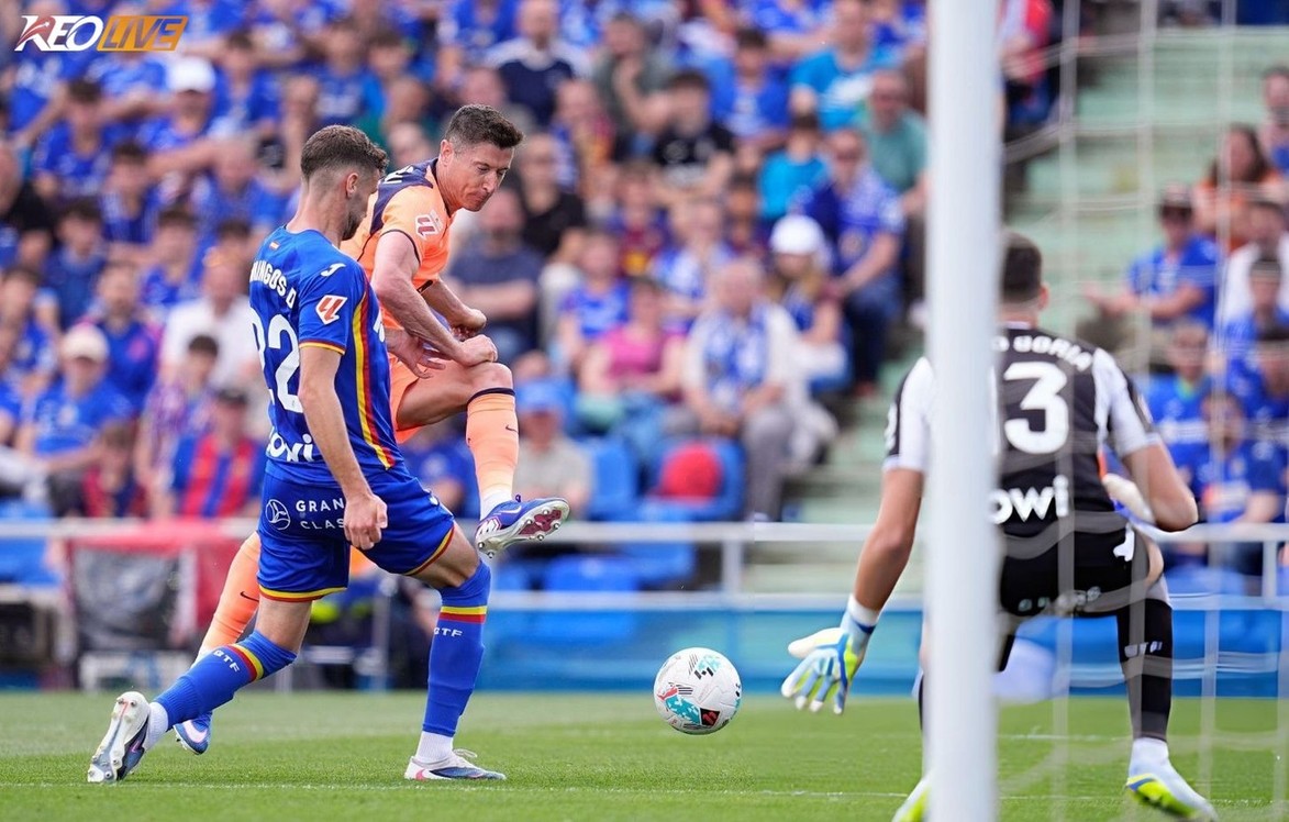 Lewy vẫn đang cho thấy sự hiệu quả dù đã ở tuổi 37 | Keolive