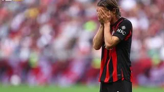 Hình ảnh cho bài AC Milan thua sốc Udinese, chính thức "buông súng" trong cuộc đua Scudetto