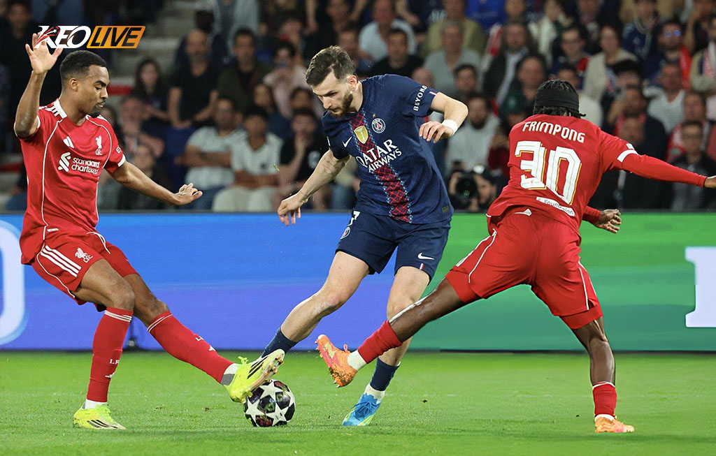 Pha "nhảy múa" của Kvaratskhelia trước hàng thủ của Liverpool | Keolive