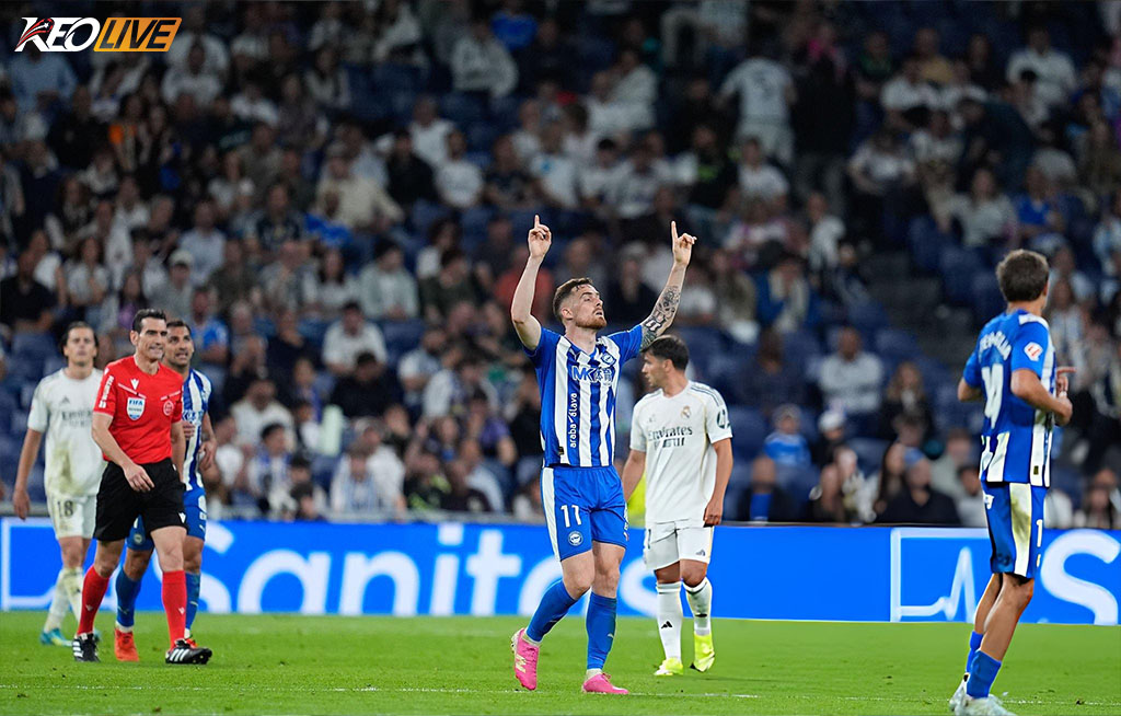 Martinez đem về bàn thắng danh dự cho đội khách ở phút bù giờ | Keolive