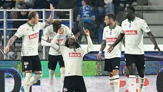 Wahi lập cú đúp, Nice hẹn Lens ở chung kết Coupe de France