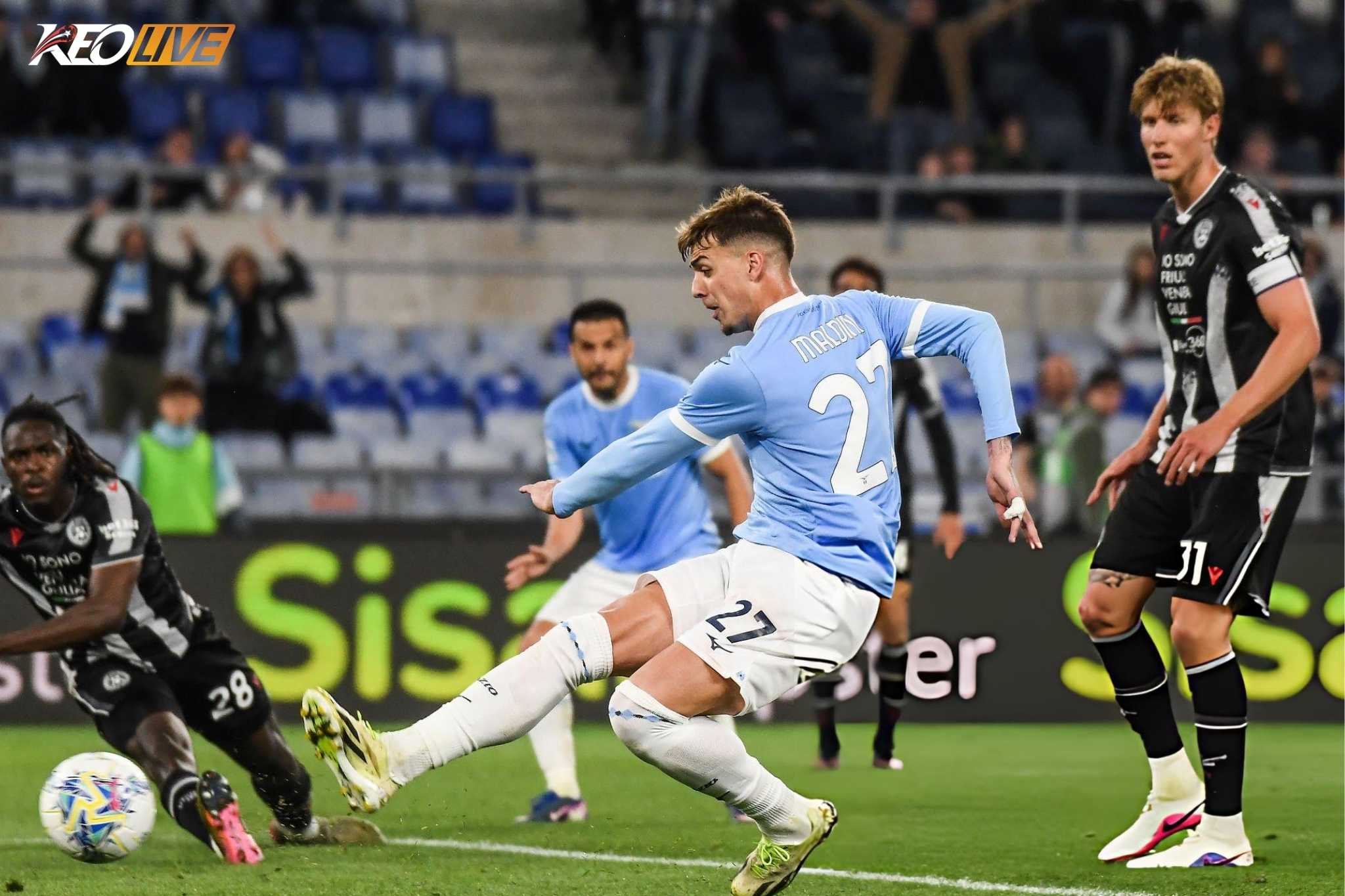 Pha ghi bàn nhạy cảm của Maldini giữ lại 1 điểm cho Lazio | Keolive