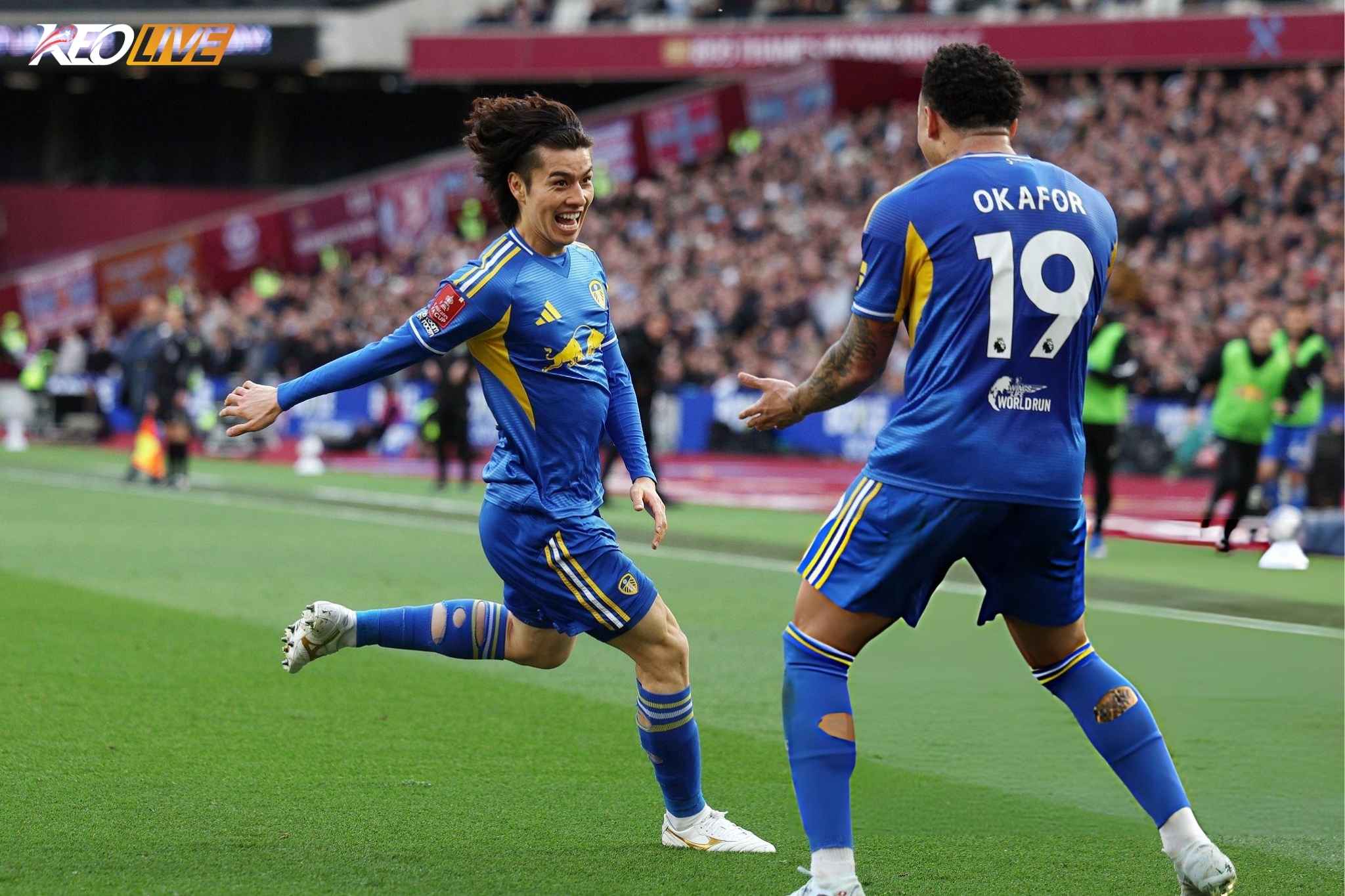 Pha dứt điểm của Tanaka đem về bàn mở tỷ số cho Leeds | Keolive