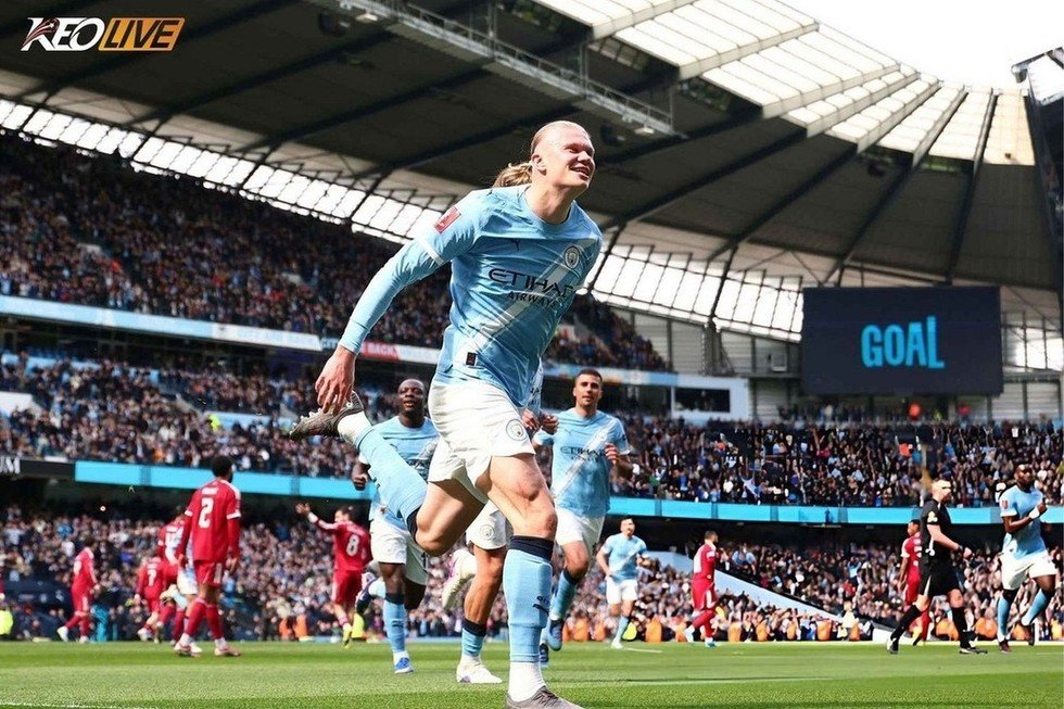 Haaland lập cú đúp cuối hiệp 1 tạo lợi thế lớn cho City | Keolive