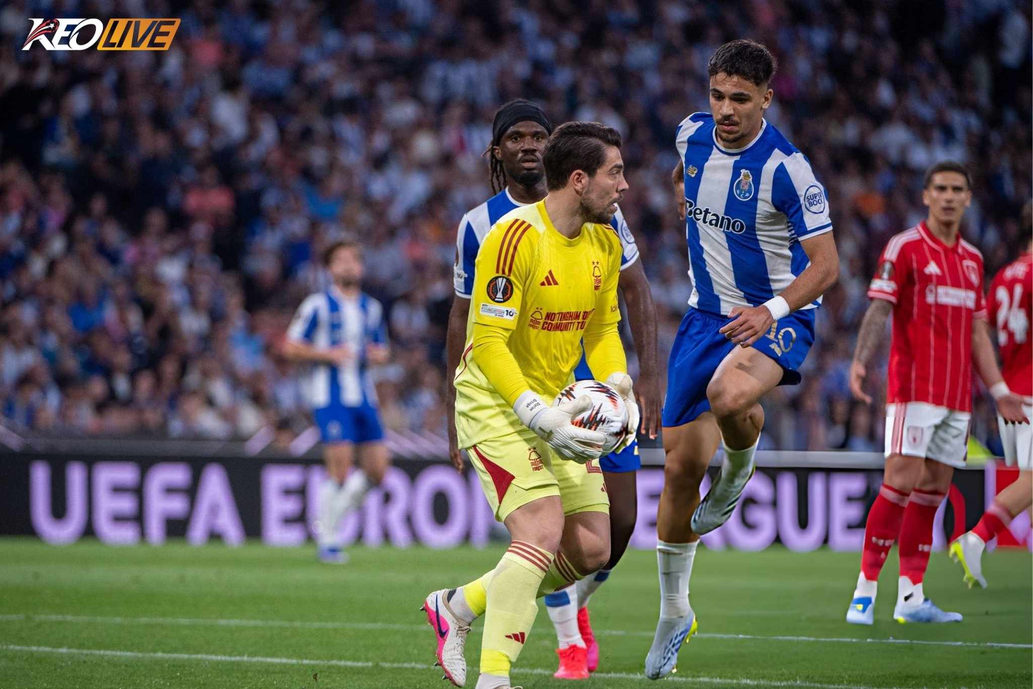 Ortega nhận về danh hiệu MVP sau trận đấu | Keolive