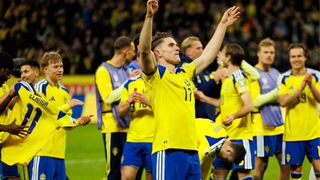 Gyokeres ghi bàn phút 88, Thụy Điển thẳng tiến đến World Cup