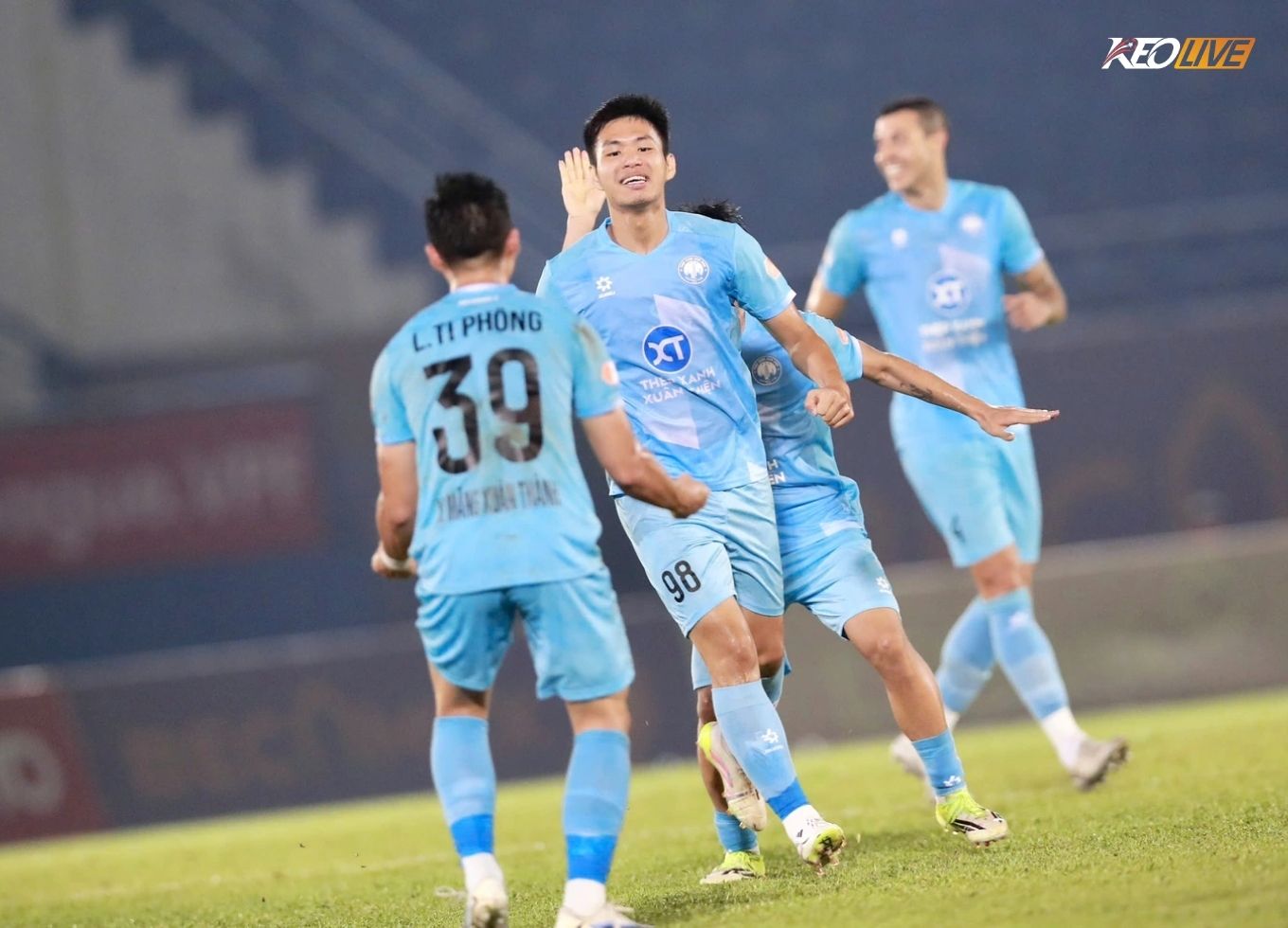 Tuấn Dương tranh thủ cứu thua cho Nam Định  | Keolive