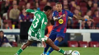 Hình ảnh cho bài Raphinha lập cú đúp, Barca lập kỷ lục toàn thắng trên sân nhà trong một mùa