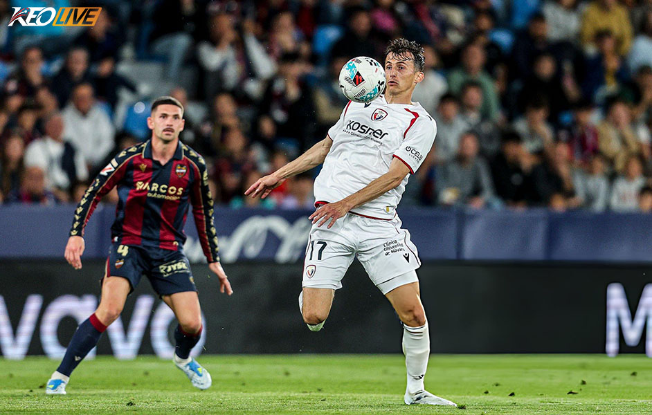 Osasuna chơi bùng nổ trong khoảng 15 phút đầu | Keolive
