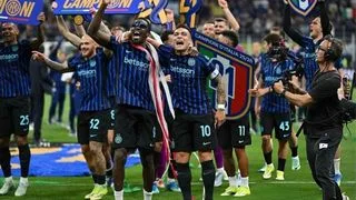Hình ảnh cho bài Nhẹ nhàng vượt qua Parma, Nerazzurri đăng quang Scudetto lần thứ 21