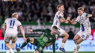 Hình ảnh cho bài Wolfsburg 0-0 Paderborn: Kịch bản xuống hạng vẫn bỏ ngỏ sau trận lượt đi căng thẳng