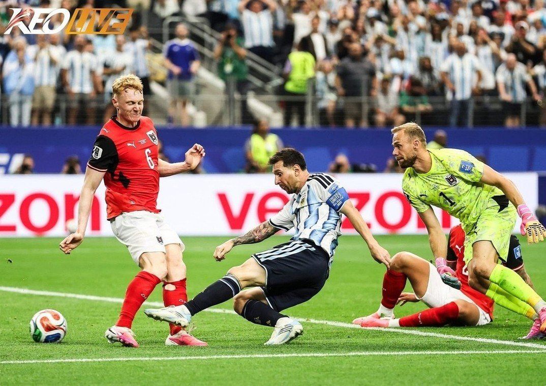 Hai chiến thắng liên tiếp giúp Argentina sớm chiếm ngôi đầu bảng J | Keolive