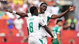 Hình ảnh cho bài Thi đấu hơn người, Senegal dễ dàng có chiến thắng 5 sao trước Iraq