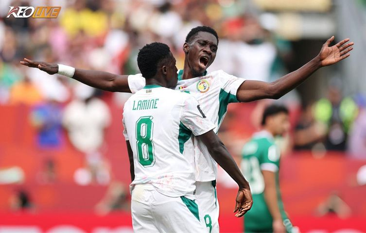 Mô tả hình ảnh cho bài viết Thi đấu hơn người, Senegal dễ dàng có chiến thắng 5 sao trước Iraq