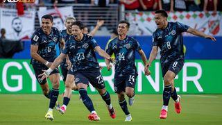 Hình ảnh cho bài Thua đau trước 10 người Paraguay, Thổ Nhĩ Kỳ sớm rời World Cup 2026