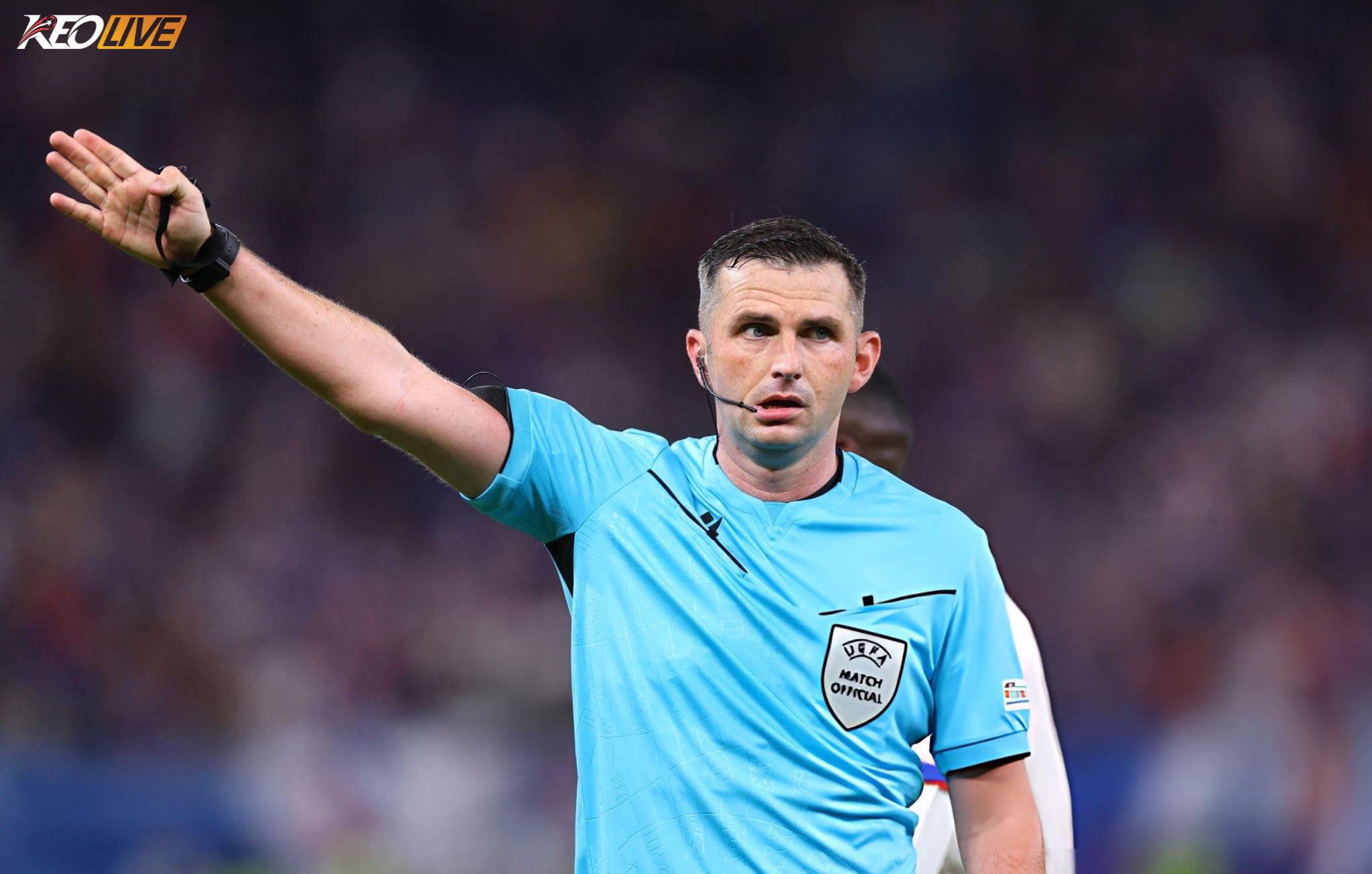 Michael Oliver lỡ hẹn trận đầu World Cup 2026 vì chấn thương nhẹ | Keolive