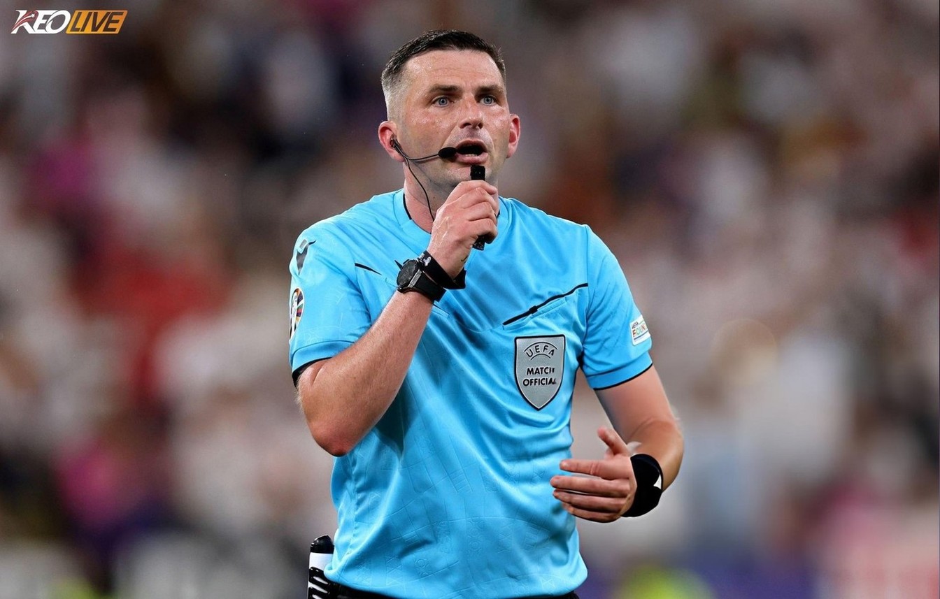 Michael Oliver vẫn còn cơ hội ở các trận sau tại World Cup 2026 | Keolive