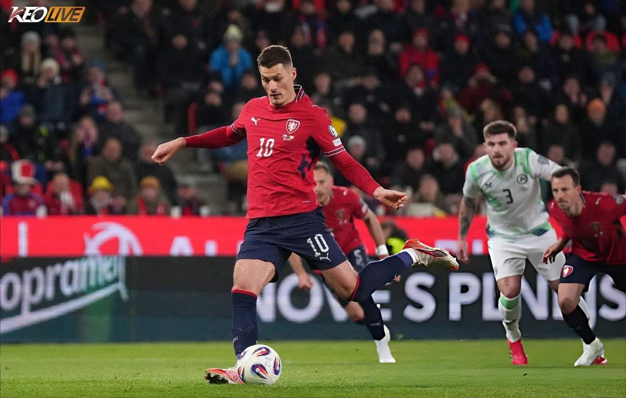 Patrik Schick là mũi nhọn chủ lực của hàng công Czechia | Keolive