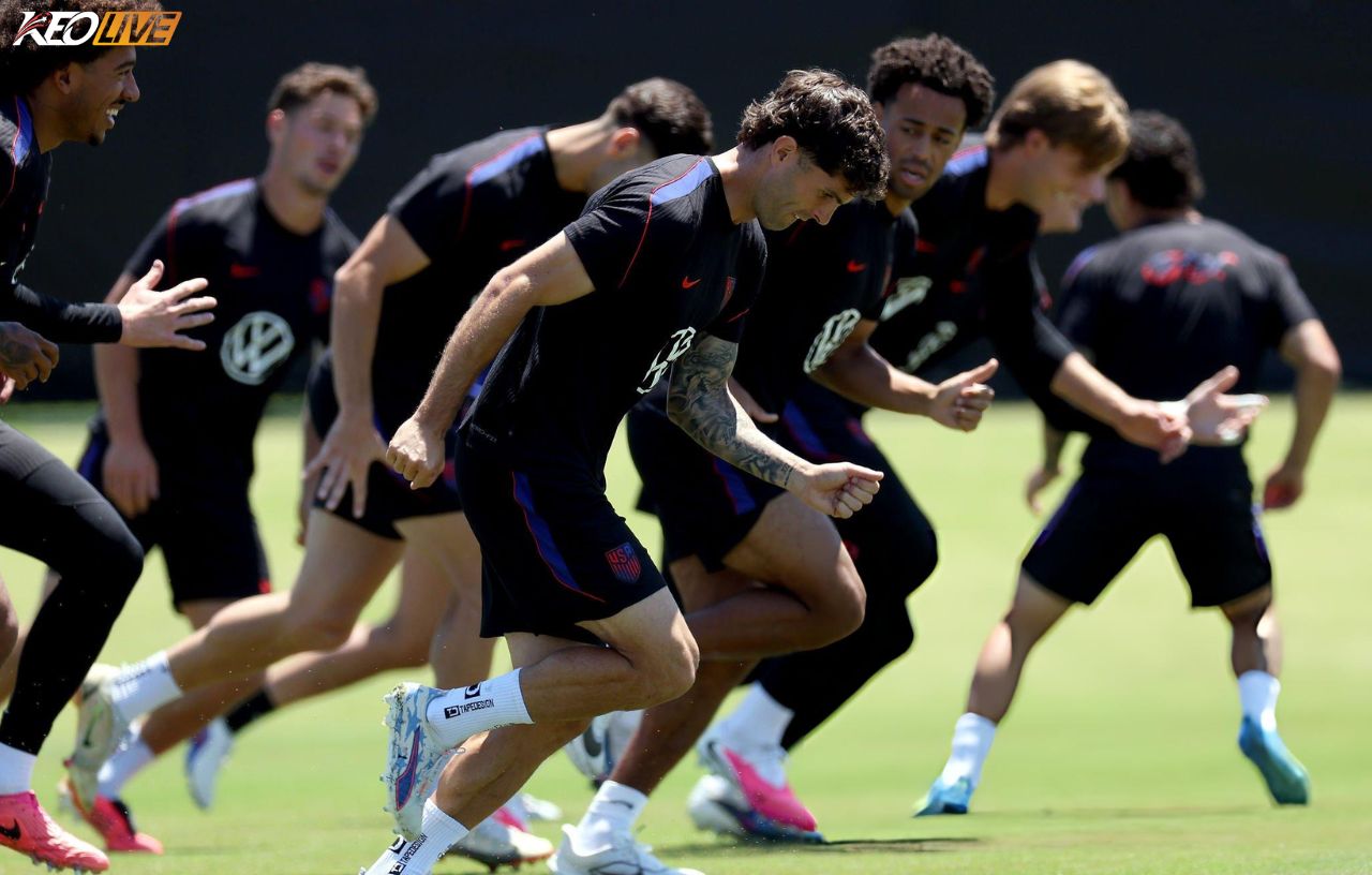Pulisic và đồng đội tập luyện tích cực trước trận đấu quan trọng | Keolive