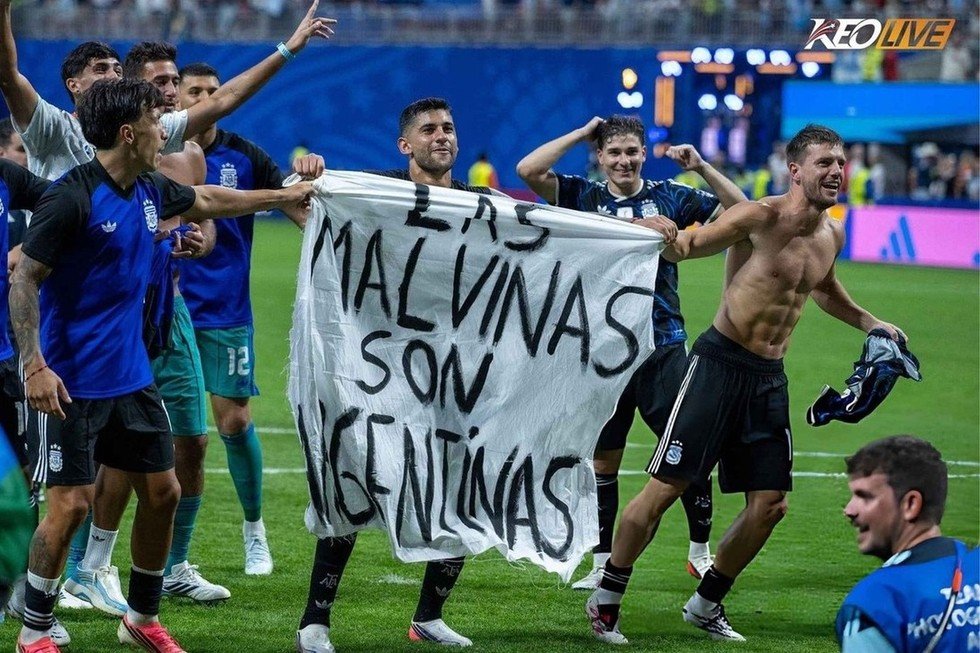 Thông điệp của Argentina sau trận bán kết gặp Anh đang vi phạm luật của FIFA | Keolive