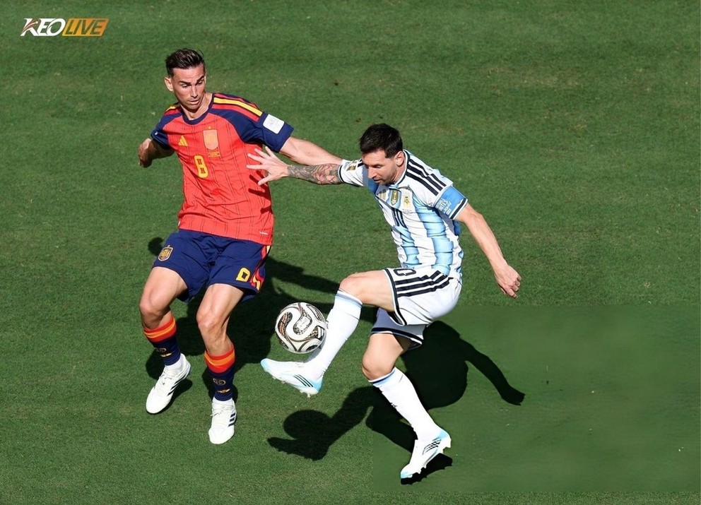Fabian đã cùng tuyển Tây Ban Nha giành lấy chiến thắng trước Argentina | Keolive