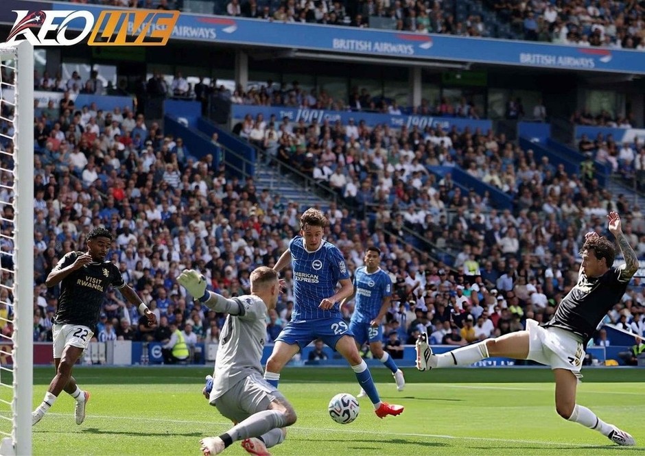 Cuyper thi đâu nổi bật bên cánh trái của Brighton | Keolive