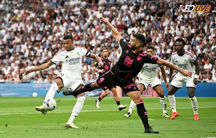 Hình ảnh minh họa cho bài viết Mbappe tiếp tục nổ súng, Real có chiến thắng tưng bừng trên sân nhà