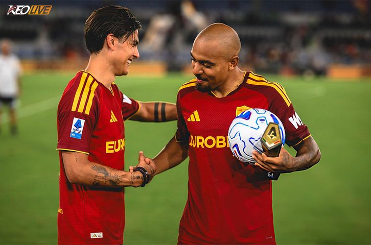 Mô tả hình ảnh cho bài viết Malen lập hat-trick, Rome đè bẹp Fiorentina ngay tại Olimpico