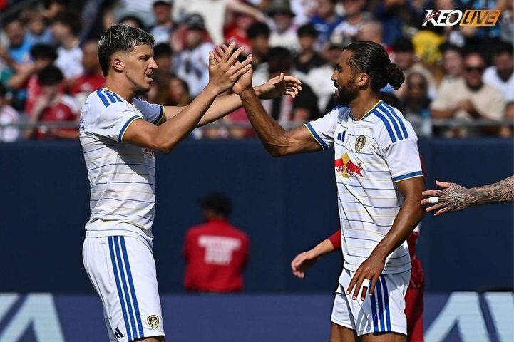 Hình ảnh minh họa cho bài viết Liverpool 2-4 Leeds United: Calvert-Lewin giúp Leeds lội ngược dòng ấn tượng