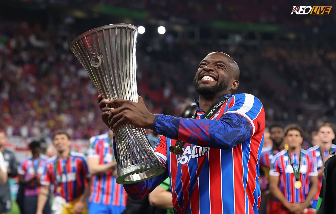 Mateta tỏa sáng đưa Crystal Palace lên đỉnh Conference League | Keolive
