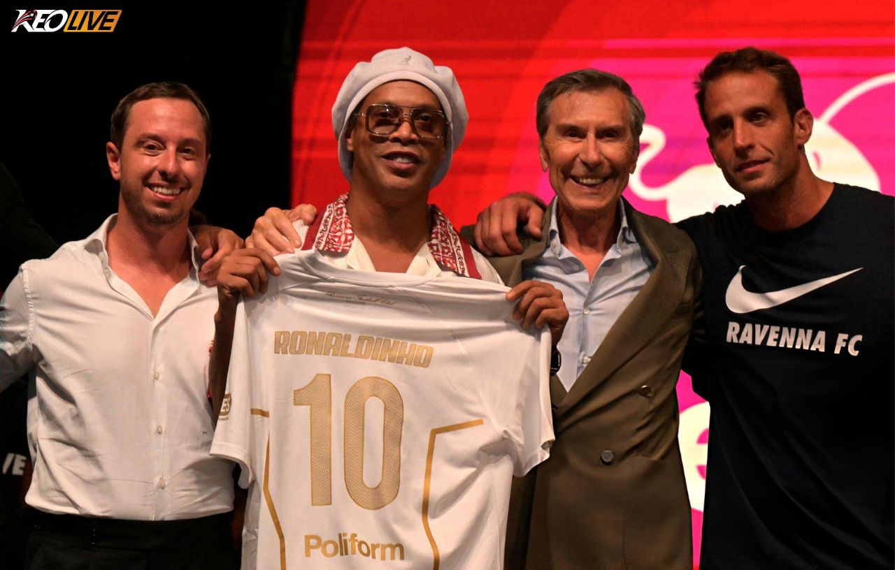 Ronaldinho nhận màn chào đón đặc biệt tại Ravenna | Keolive