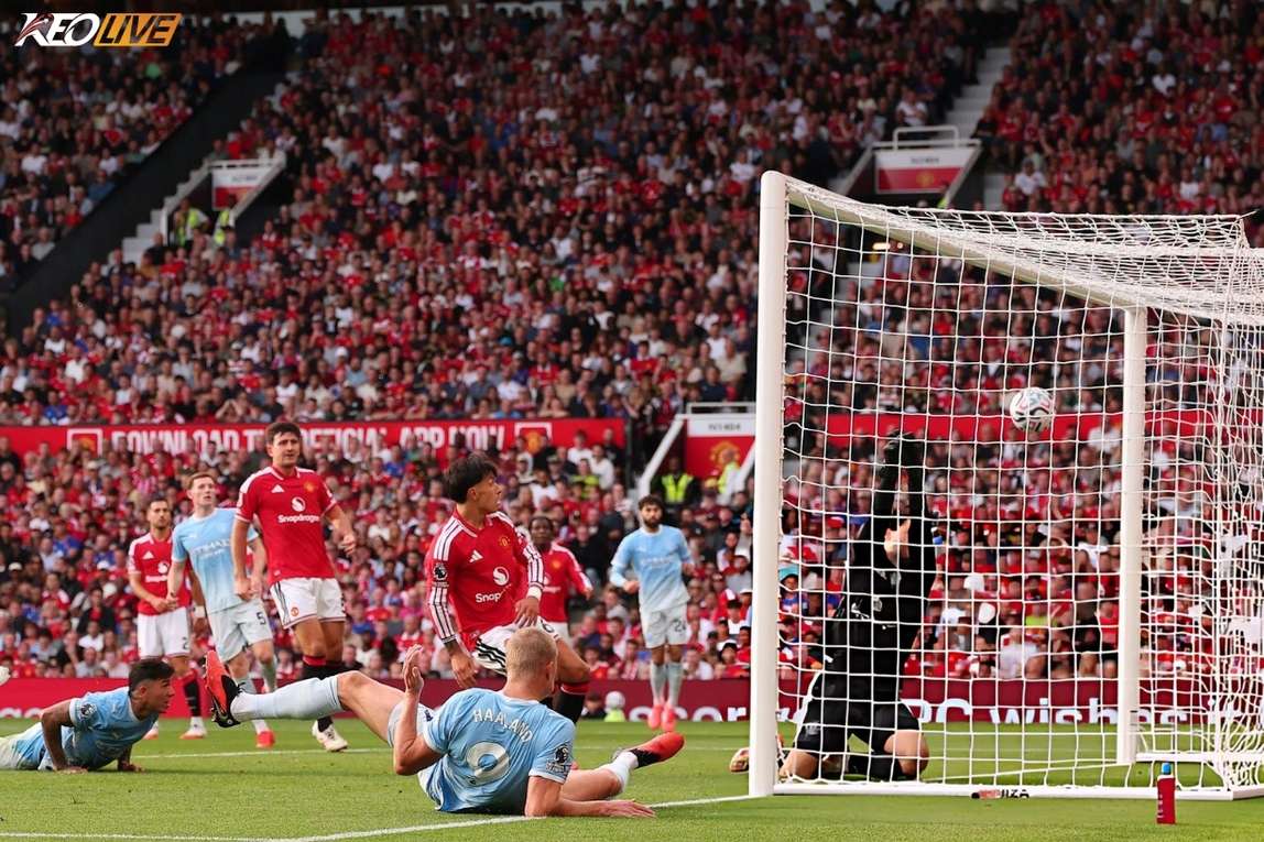 Bàn thắng của Haaland trở thành tâm điểm tranh cãi VAR ở derby Manchester | Keolive