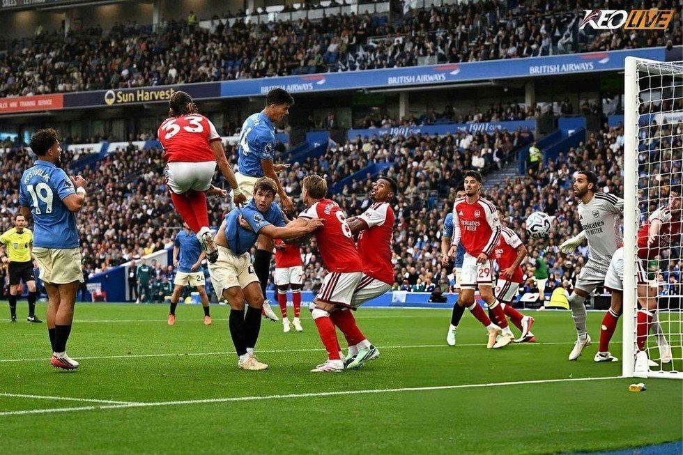 Hàng thủ của Arsenal có một ngày thi đấu thảm họa | Keolive