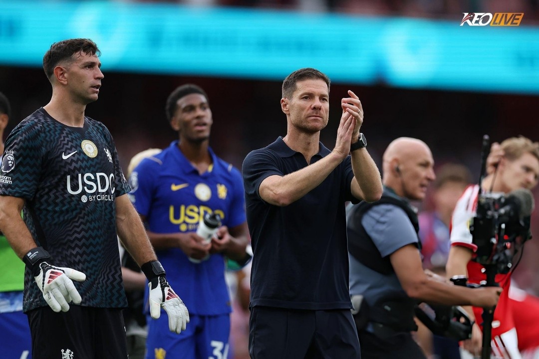 HLV Xabi Alonso không muốn mắc sai lầm lần hai về học trò Caicedo | Keolive