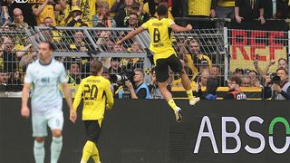 Hình ảnh cho bài Nmecha tỏa sáng với cú đúp, Dortmund đánh bại Paderborn ba bàn trắng