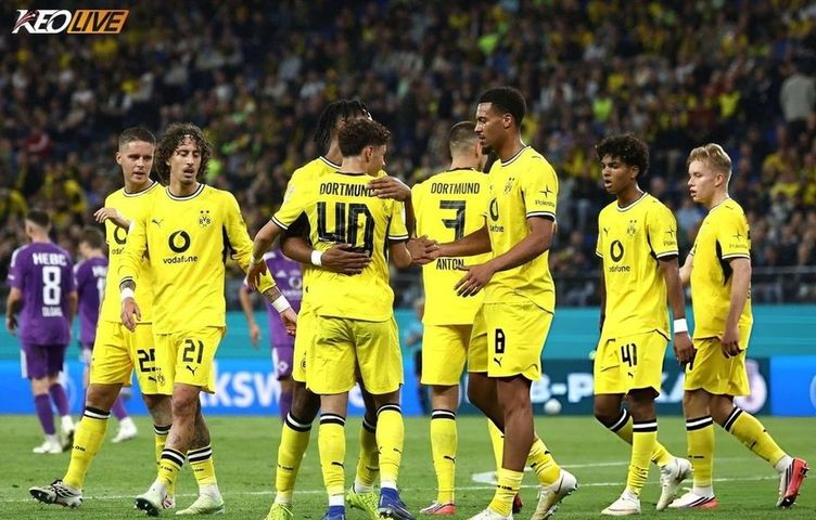Mô tả hình ảnh cho bài viết Dortmund 5-0 HEBC: Inacio lập cú đúp, BVB thắng dễ tại DFB-Pokal